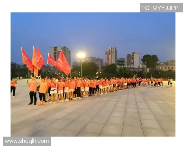 上海羽毛球队意识变革引发热议助力运动发展与团队凝聚力提升 上海羽毛球队意识变革引发热议助力运动发展与团队凝聚力提升